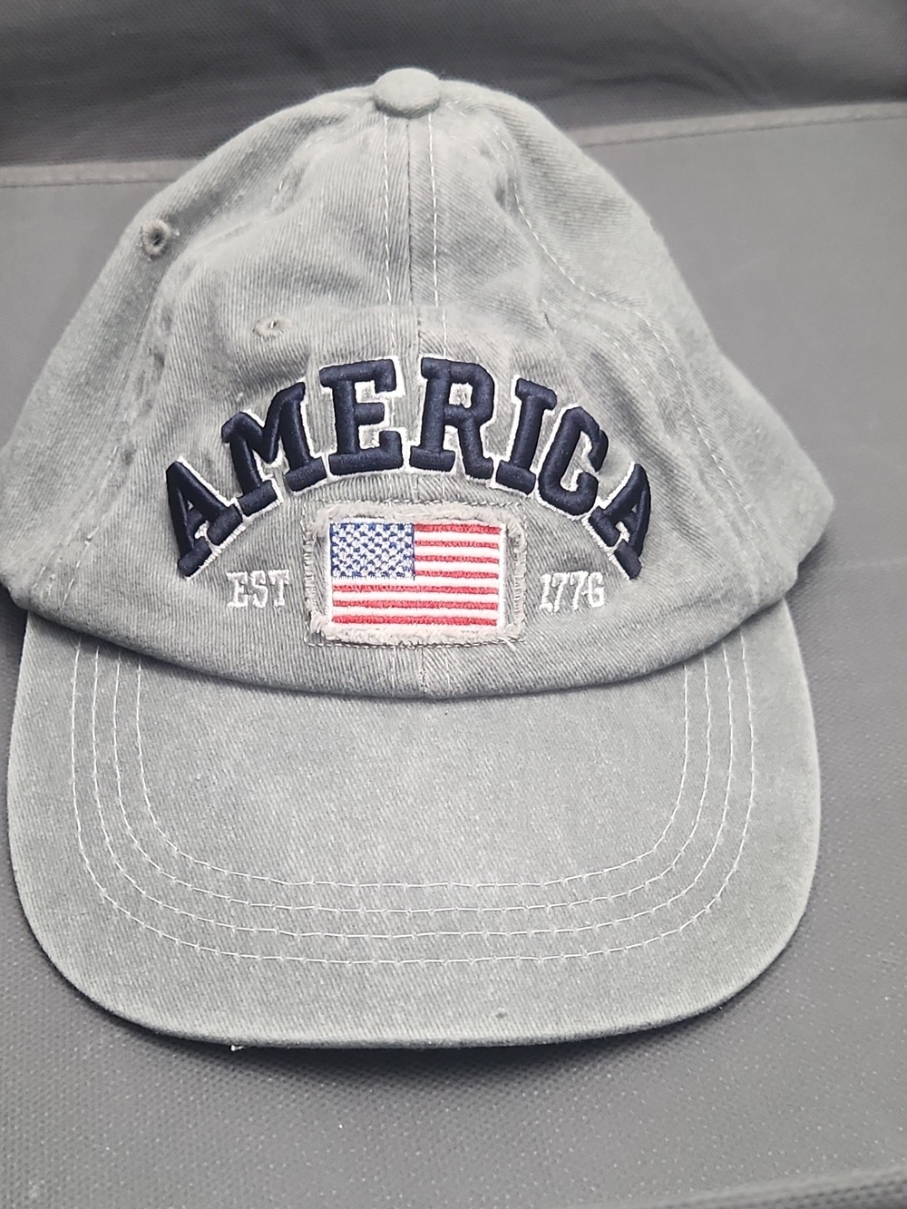 America Embroidered Flag Baseball Cap - Gray